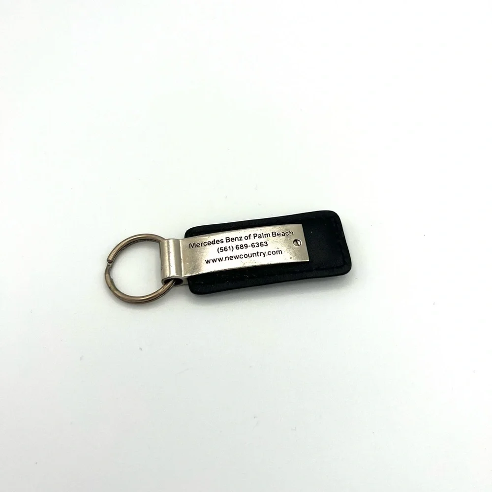 Mercedes Benz Key Chain - Picture 2 of 9